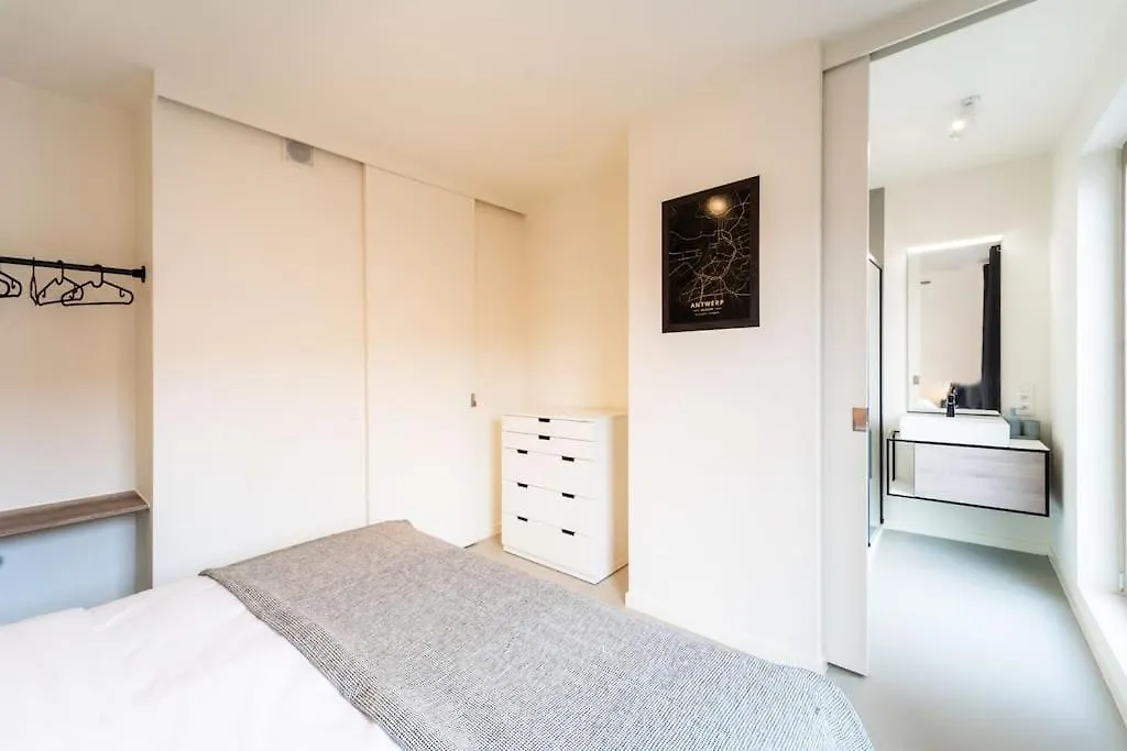 Beautiful 1Br Apartment In Anvers